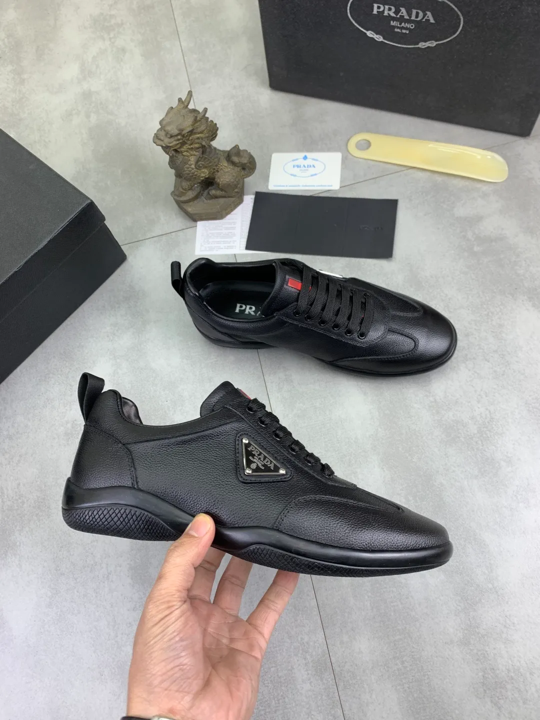 Men's Men's Shoes P400💰[New Style] The latest classic model of high-quality PRADA breathable and comfortable men's shoes is now on the official website, 1:1 copied, synchronized in Hong Kong, and on the same catwalk; all made of calfskin with breathable mesh fabric ➕Imported soft and comfortable sheep Leather lining, 🍡🍡original rubber outsole is non-slip and wear-resistant; comfortable to wear, attractive style, fine workmanship, and simple and neat shoe last, showing a man's courage and toughness, 👍size 38 to 44; 3⃣️colors🉑️ to choose from